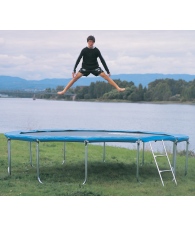 Se bilder av Studsmatta 4,3 m